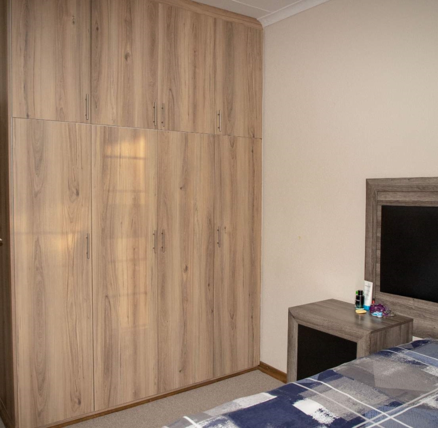 4 Bedroom Property for Sale in Heilbron Free State